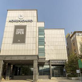 HOTEL bonito，華城市的飯店