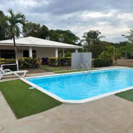Quinta El Descanso con piscina rancho y BBQ