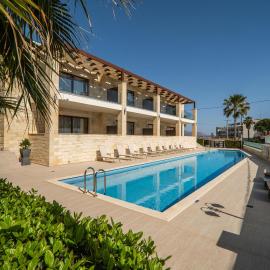 Altirina Studios, Hotel in Almyrida