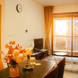 LuxeNest VN, hotel in Gò Công