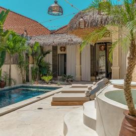 Villa Zalana - Soul of Nature Luxe Escape with Ethnic Charm Concept - 3 min from beach