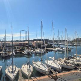 Studio cabine 4 couchages CAP D 'AGDE CT030-180, Hotel in Cap d'Agde