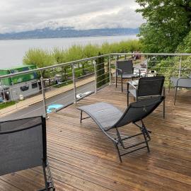 Les Brises, hotel i Saint-Gingolph
