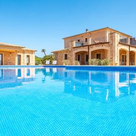 Son Sampoli Suites Adults Only by MHR, hotelli Llucmajorissa
