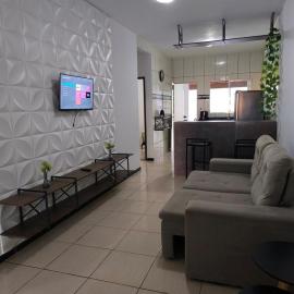 Casa Grande com área Gourmet e Garagem
