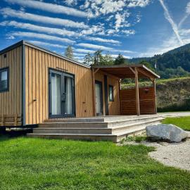 Mobilheim-Bali Premium-Ossiachersee-Klimaanalge, מלון באוסיאך
