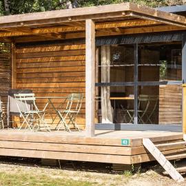 Huttopia Caminos de Galicia، فندق في Prado