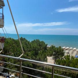 Margo Sea View Studio, hotel u gradu 'Gjuricaj'