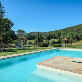 Holiday Home Oca by Interhome, hotelli kohteessa Sticciano