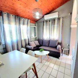 ChristosHome Corfu, ξενοδοχείο στους Άγιους Δέκα