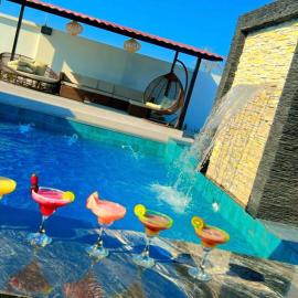 Casa Blanca, khách sạn ở Playas