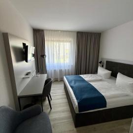 DORMERO Hotel Greifswald, hotel u gradu Grajfsvald