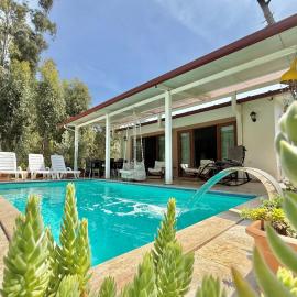 Luxury Villa with Pool in Marmaris, hotel in Marmaris