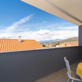 1 Bedroom Cozy Apartment In Gornji Karin