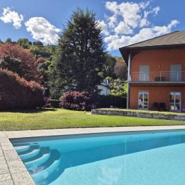 A casa di Elena, hôtel à Lesa