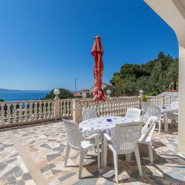 Apartments and rooms with parking space Podgora, Makarska - 23916 – hotel w Podgorze