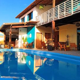 Villa Aconchego Guarajuba, хотел в Камакари