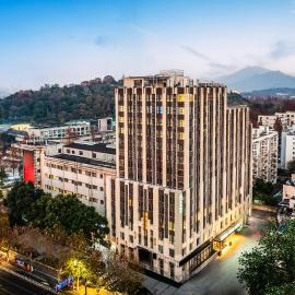 Atour Hotel Nanjing Drum Tower Square East Beijing Road, hotel sa Nanjing