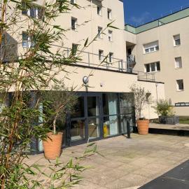 Terres de France - Appart Hôtel Rouen Flaubert, hotel v destinácii Rouen