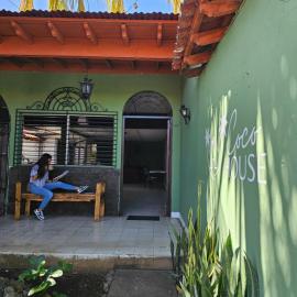 CocoHouse Leon, hotel in León