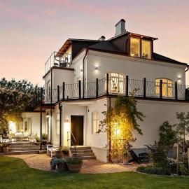 Big and beautiful Villa in Nyhamnsläge