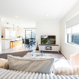 Entire New Modern Home in Matamata New Zealand، فندق في ماتاماتا