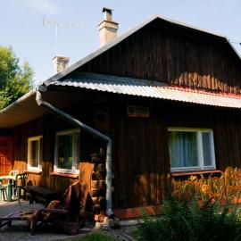 Ptasi Śpiew, hotell i Futoma