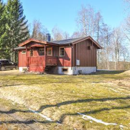 2 Bedroom Gorgeous Home In Ed, hotell i Ed