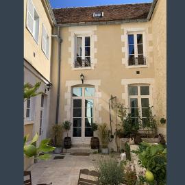 Maison des Pilastres au cœur d'Auxerre, hotel in Auxerre