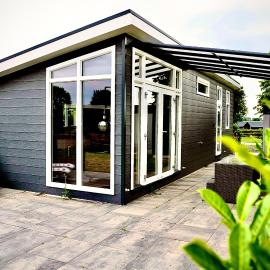 Mayas Ferienhaus, hotelli kohteessa Lathum