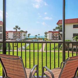 Cozy 1BR beachfront condo on Sanibel Island with stunning ocean views - Sandalfoot 3B2، فندق في سانيبل