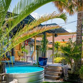 World Solo Travel's Welcomed At St Pete Home, hotel in St. Petersburg