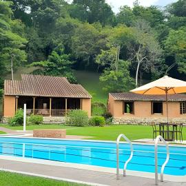 Reserva tu casa rodeada de naturaleza en Villeta