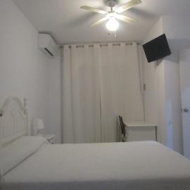 Almuñécar में, होटल Hostal Andalucia