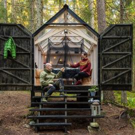 Wood Wise Glasshouse Glamping, hótel í Bengtsfors