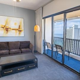 Ocean View Waikiki Banyan Penthouse 3710T1