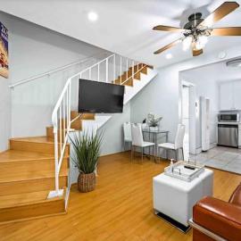 Elegant Beachside 2 Bed 2 Bath, hotel v destinácii Long Beach