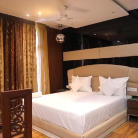 The Royal Suites