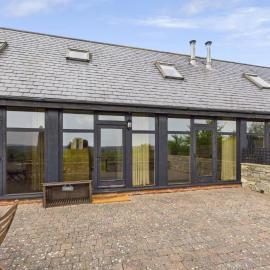 Tithe Barn a Stunning family home with panoramic views