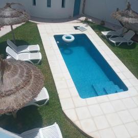 VILLA Mezraya à 500 m de la plage - DJERBA: Mezraya şehrinde bir otel