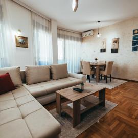 Bella Apartmani, Hotel in Valjevo