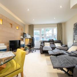 Leamington 4BR 4BA Executive