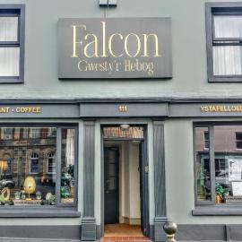 Falcon Hotel, hotel di Carmarthen