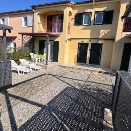 VELURA Apartments, Hotel in Vabriga