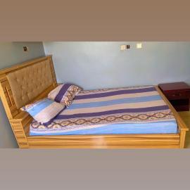 Service apartment
