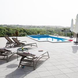 Holiday home Luria Hill, hotel a Grabrovnik