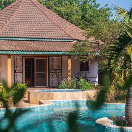 Charming Vacation House โรงแรมในNgaparou