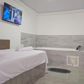 Hotel Valle del Café - Habitación con Jacuzzi 5, hotel u gradu Sevilla