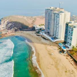 Brujas Tower Beach Resort