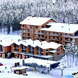 Luxury apartment with private jacuzzi and 2 ski passes in Levi!、レヴィのホテル